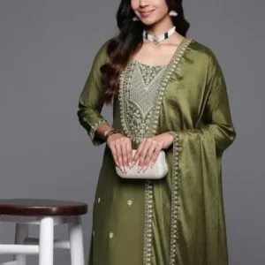 Women’s Embroidered Green Chanderi Silk Kurta Set |green chanderi silk kurta set